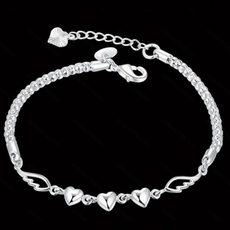 Stylish Silver-Plated Minimalist Heart-and-Feather Bracelet For Women