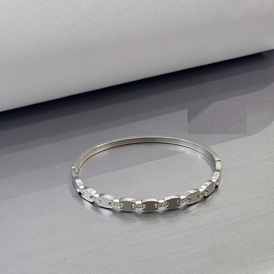 Crystal Linked Bangle,