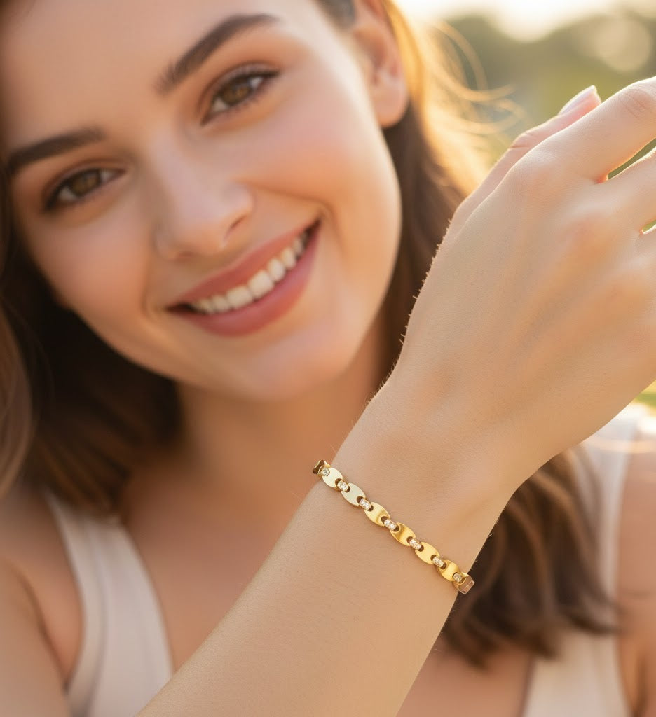 Crystal Linked Bangle,